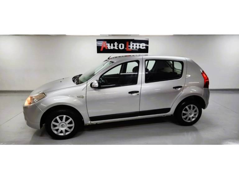 RENAULT - SANDERO - 2011/2011 - Prata - R$ 32.900,00