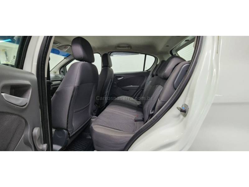 FIAT - PALIO - 2013/2013 - Branca - R$ 36.900,00