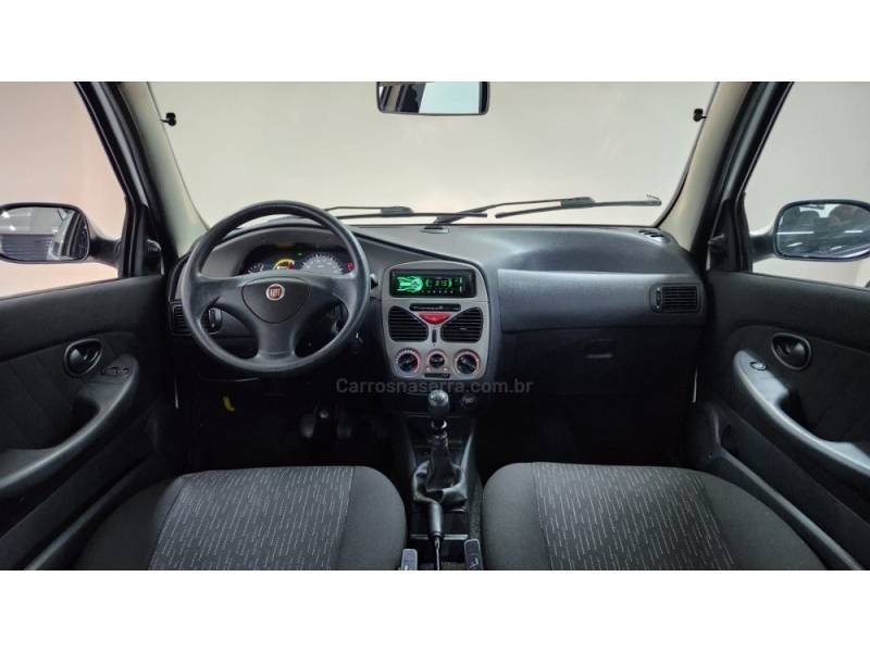 FIAT - PALIO - 2013/2013 - Branca - R$ 27.900,00