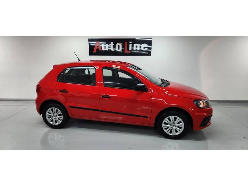 VOLKSWAGEN - GOL - 2017/2017 - Vermelha - R$ 45.900,00
