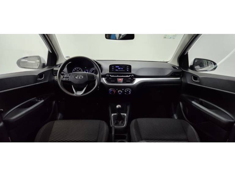 HYUNDAI - HB20 - 2022/2022 - Branca - R$ 64.999,00