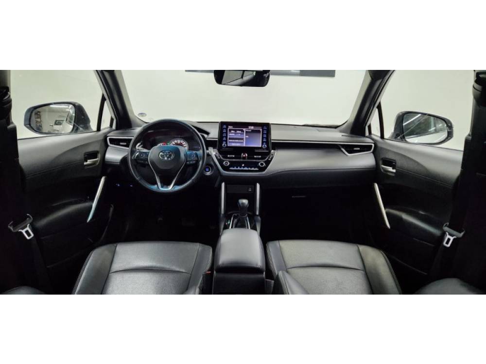 TOYOTA - COROLLA - 2022/2022 - Branca - R$ 142.900,00