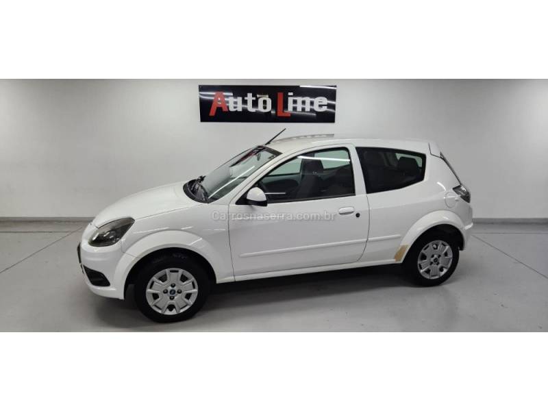FORD - KA - 2012/2011 - Branca - R$ 28.900,00