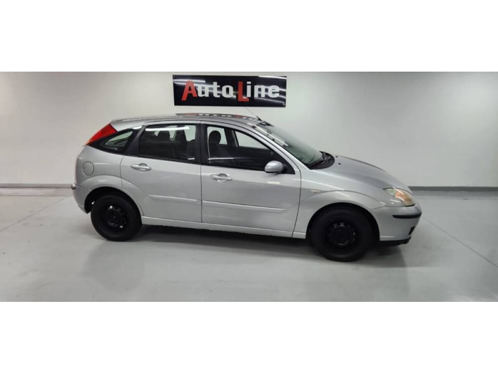 FORD - FOCUS - 2008/2008 - Prata - R$ 29.900,00