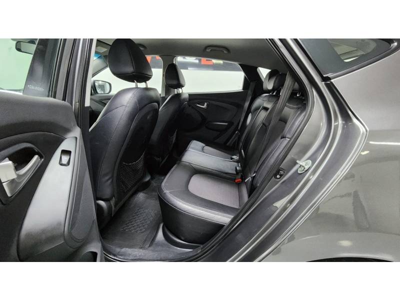 HYUNDAI - IX35 - 2015/2015 - Cinza - R$ 76.900,00