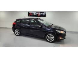 FORD - FOCUS - 2016/2016 - Preta - R$ 64.900,00