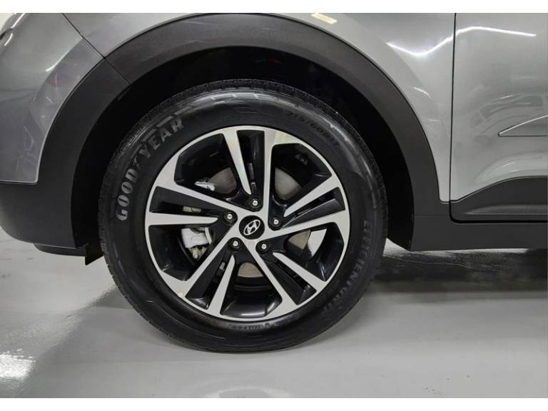 HYUNDAI - CRETA - 2021/2021 - Cinza - R$ 108.900,00