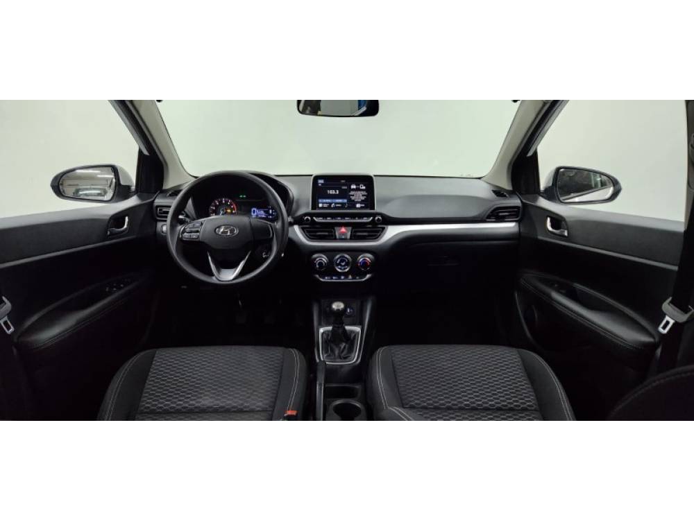 HYUNDAI - HB20 - 2021/2021 - Branca - R$ 67.900,00