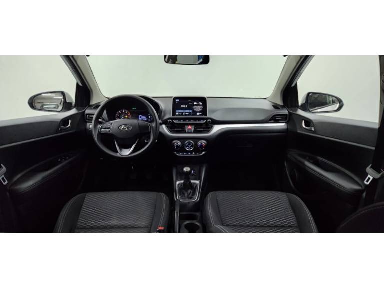 HYUNDAI - HB20 - 2021/2021 - Branca - R$ 67.900,00