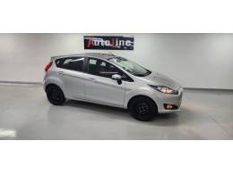 FORD - FIESTA - 2017/2017 - Prata - R$ 55.500,00
