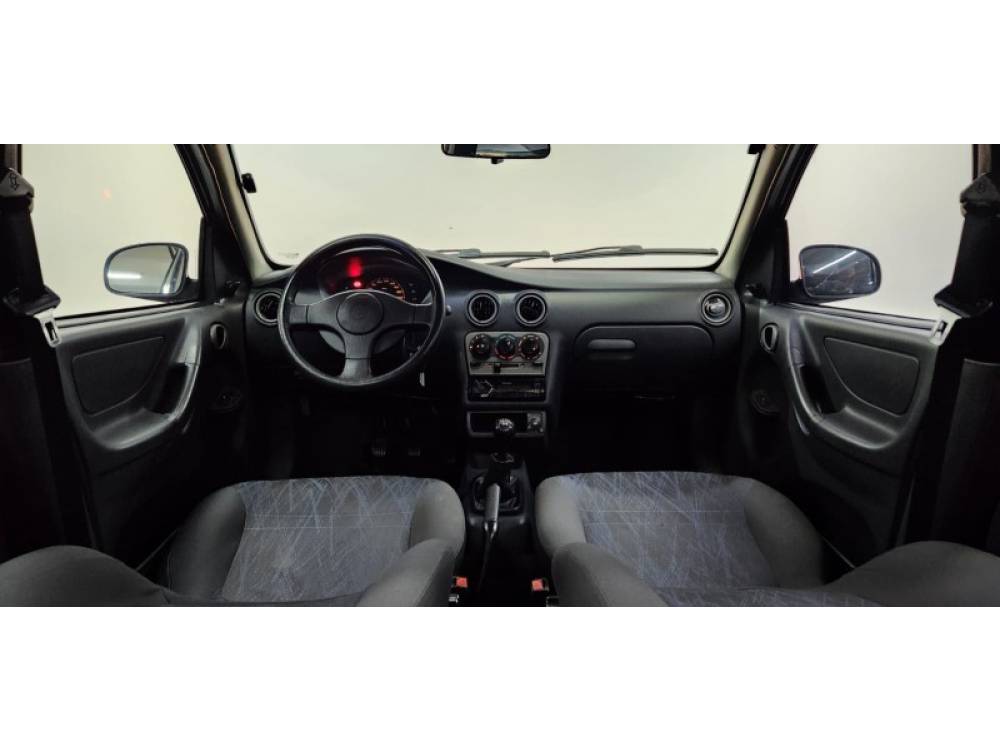 CHEVROLET - CELTA - 2006/2006 - Preta - R$ 21.900,00