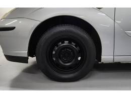 FORD - FOCUS - 2008/2008 - Prata - R$ 29.900,00