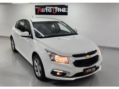 CHEVROLET - CRUZE - 2016/2016 - Branca - R$ 74.999,00