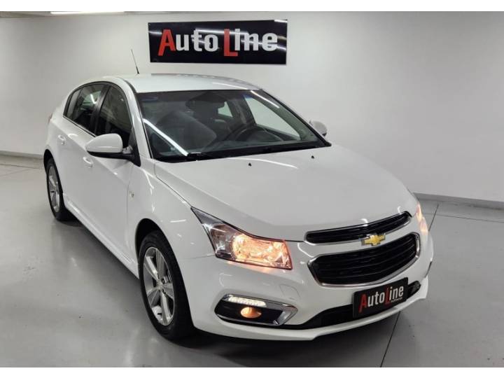 CHEVROLET - CRUZE - 2016/2016 - Branca - R$ 74.999,00