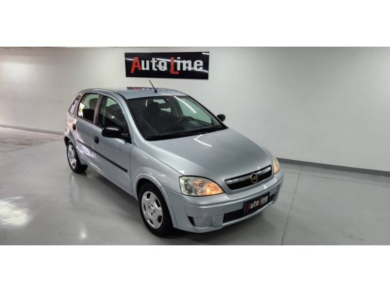 CHEVROLET - CORSA - 2009/2009 - Prata - R$ 28.900,00