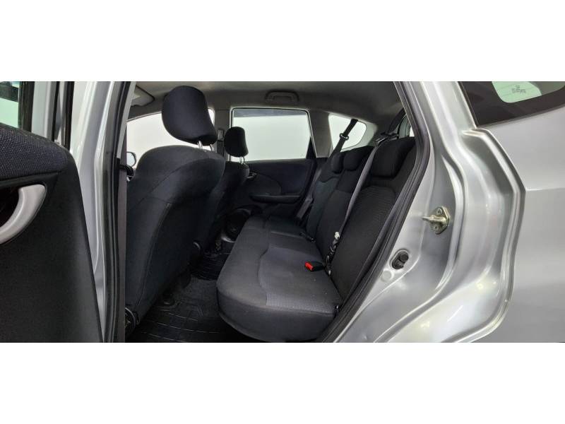 HONDA - FIT - 2011/2011 - Prata - R$ 45.900,00