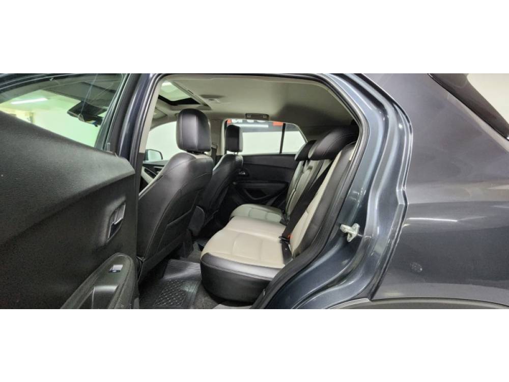 CHEVROLET - TRACKER - 2015/2015 - Cinza - R$ 69.990,00