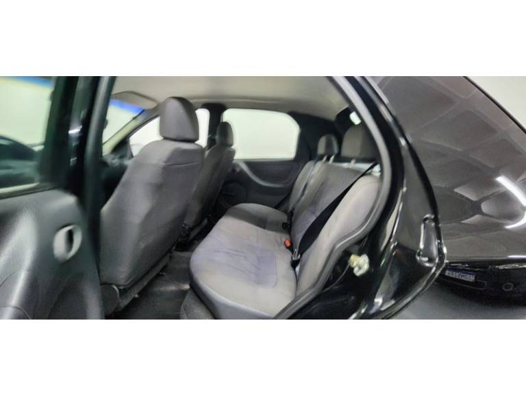 CHEVROLET - CELTA - 2006/2006 - Preta - R$ 21.900,00