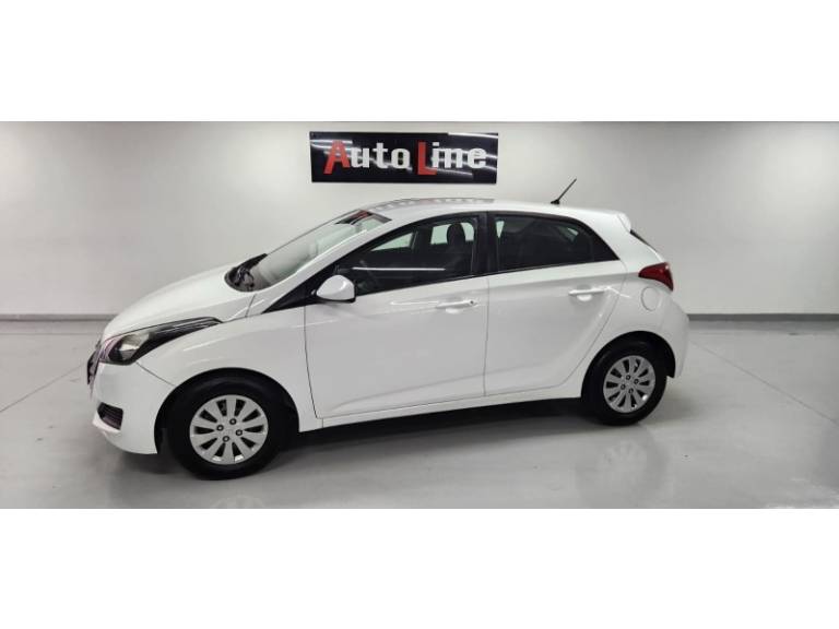 HYUNDAI - HB20 - 2017/2017 - Branca - R$ 51.900,00