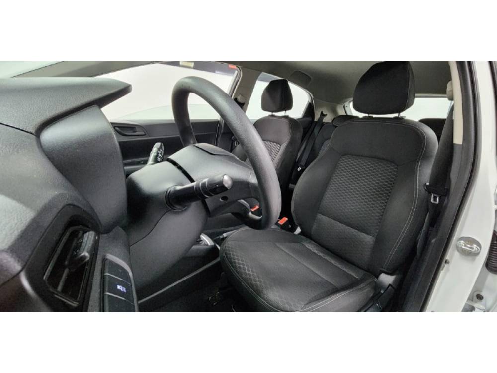 HYUNDAI - HB20 - 2022/2022 - Branca - R$ 64.999,00
