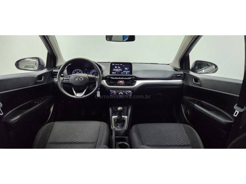 HYUNDAI - HB20 - 2022/2022 - Prata - R$ 66.500,00