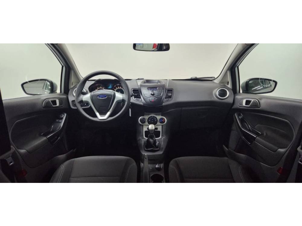 FORD - FIESTA - 2017/2017 - Prata - R$ 55.900,00