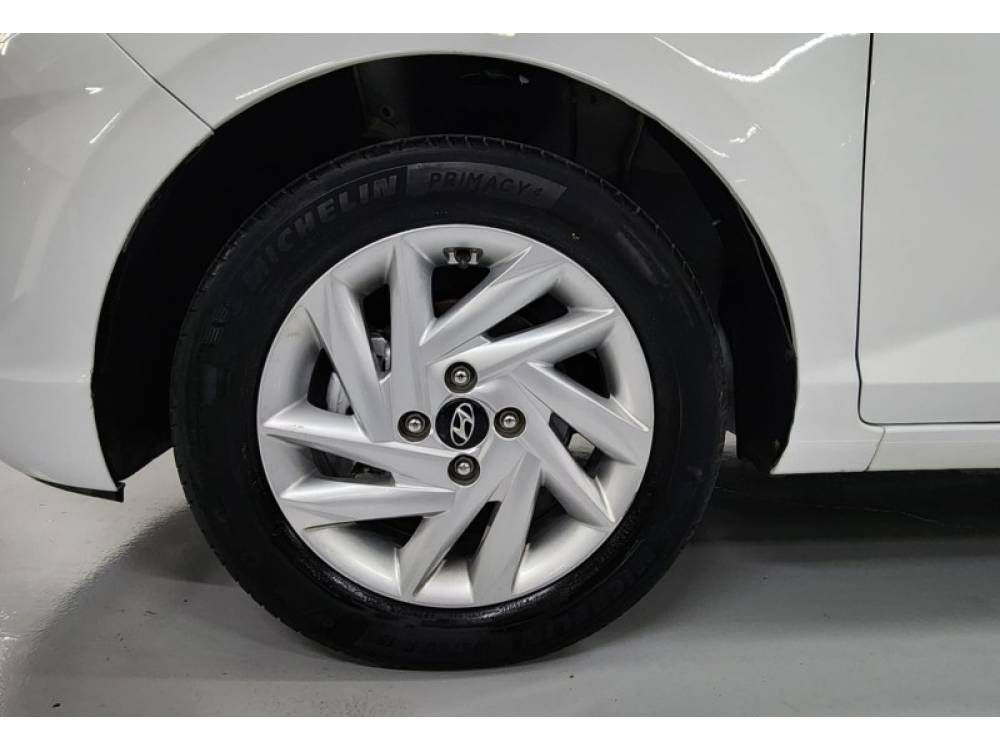 HYUNDAI - HB20 - 2021/2021 - Branca - R$ 67.900,00