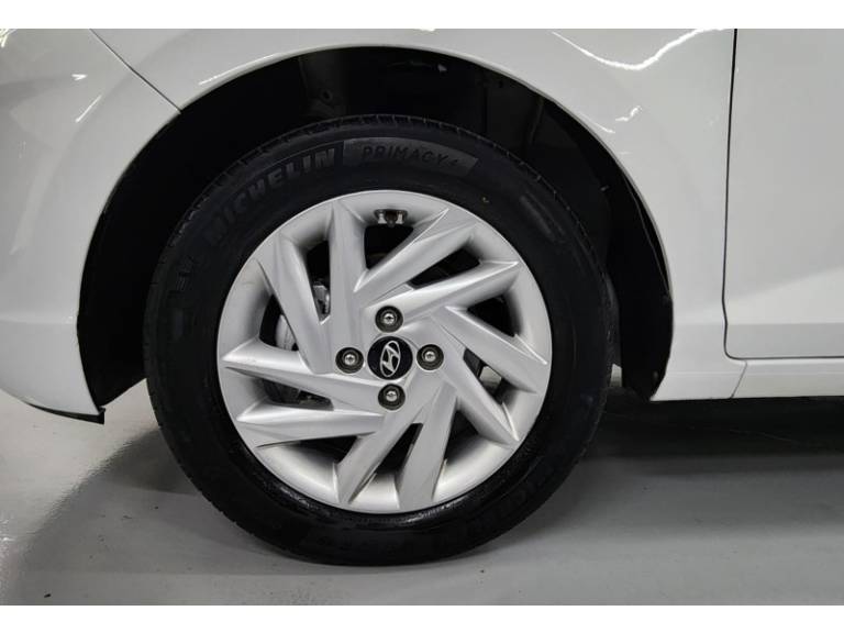 HYUNDAI - HB20 - 2021/2021 - Branca - R$ 67.900,00