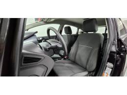FORD - FIESTA - 2014/2014 - Preta - R$ 43.500,00