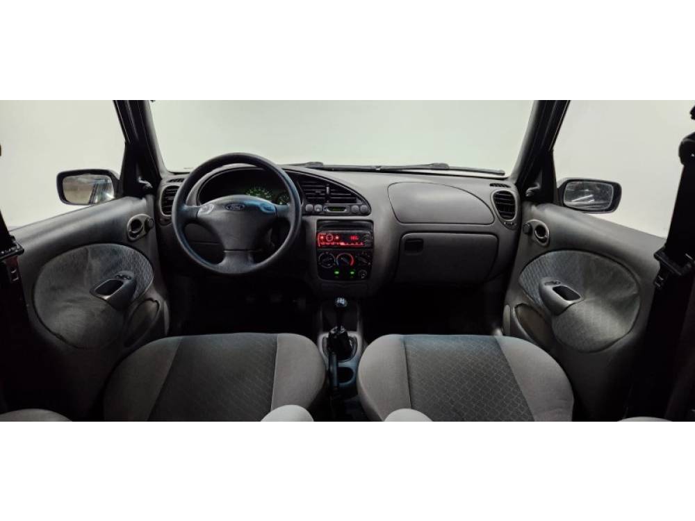 FORD - FIESTA - 2000/2000 - Verde - R$ 18.900,00