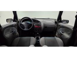 FORD - FIESTA - 2000/2000 - Verde - R$ 18.900,00