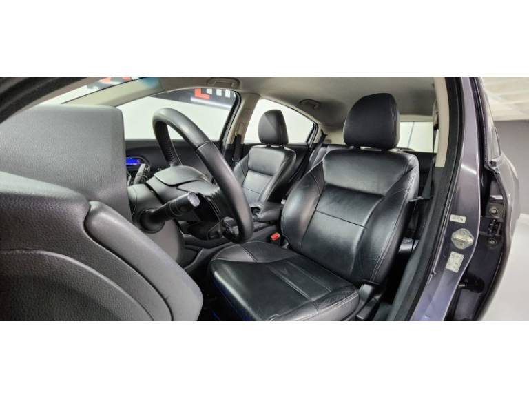 HONDA - HR-V - 2017/2017 - Cinza - R$ 94.900,00