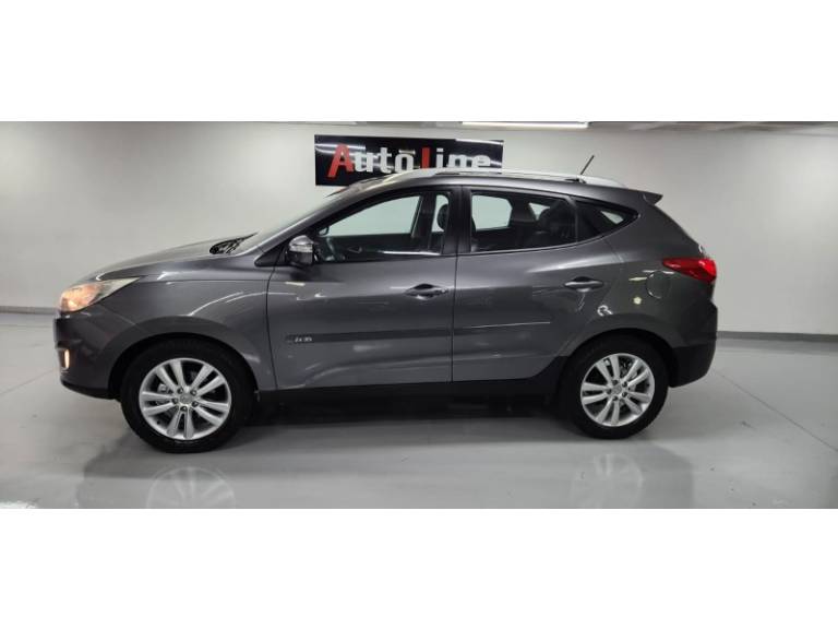 HYUNDAI - IX35 - 2015/2015 - Cinza - R$ 76.900,00
