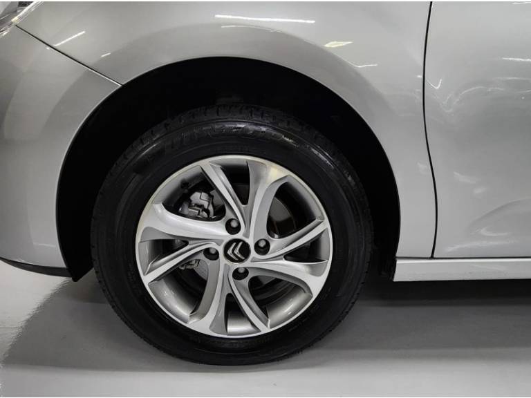 CITROËN - C3 - 2027/2018 - Prata - R$ 61.999,00