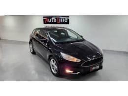 FORD - FOCUS - 2016/2016 - Preta - R$ 64.900,00