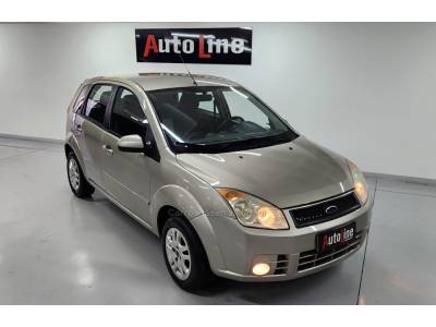FORD - FIESTA - 2010/2010 - Prata - R$ 31.900,00