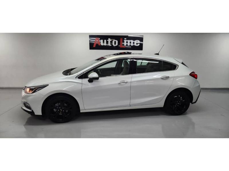 CHEVROLET - CRUZE - 2017/2017 - Branca - R$ 98.900,00