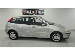 FORD - FOCUS - 2008/2008 - Prata - R$ 29.900,00