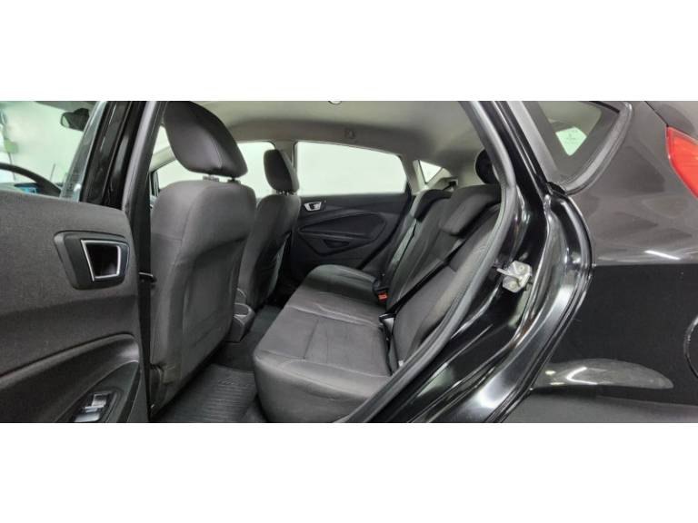 FORD - FIESTA - 2014/2014 - Preta - R$ 41.900,00