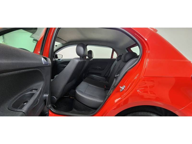 VOLKSWAGEN - GOL - 2017/2017 - Vermelha - R$ 45.900,00