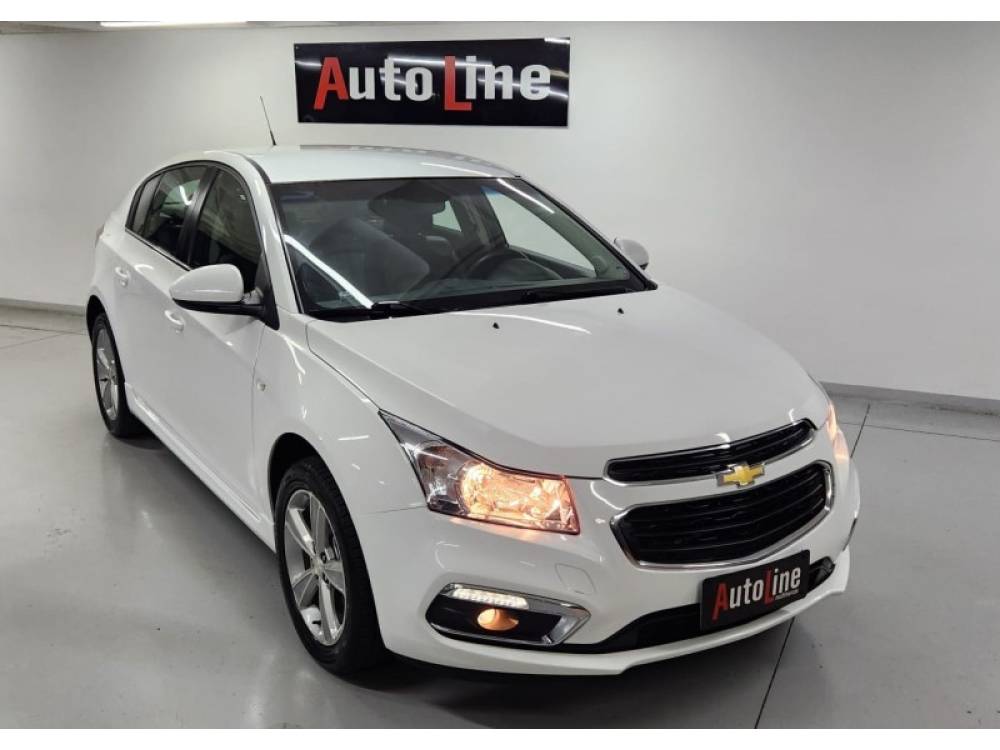 CHEVROLET - CRUZE - 2016/2016 - Branca - R$ 74.999,00