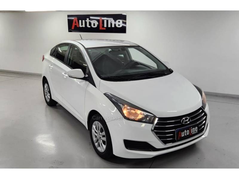 HYUNDAI - HB20S - 2017/2017 - Branca - R$ 65.900,00