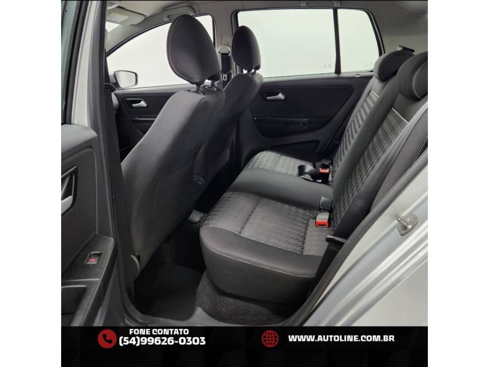 VOLKSWAGEN - FOX - 2018/2018 - Prata - R$ 59.900,00