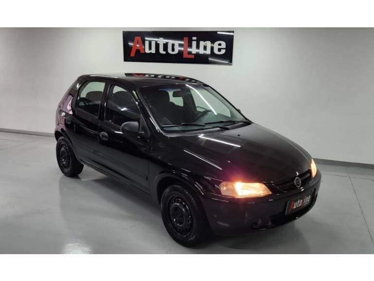 CHEVROLET - CELTA - 2006/2006 - Preta - R$ 21.900,00