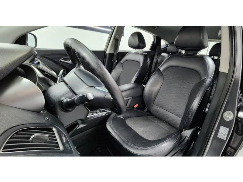 HYUNDAI - IX35 - 2015/2015 - Cinza - R$ 76.900,00