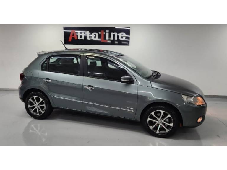 VOLKSWAGEN - GOL - 2011/2011 - Prata - R$ 38.900,00