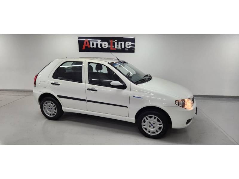 FIAT - PALIO - 2010/2010 - Branca - R$ 31.900,00