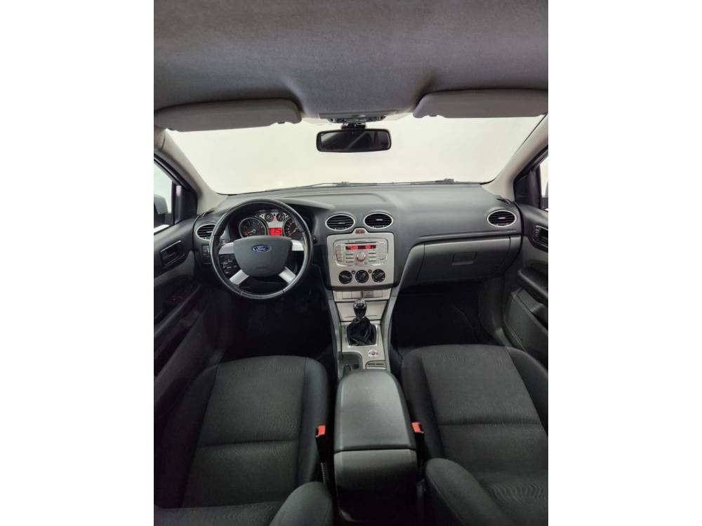 FORD - FOCUS - 2013/2013 - Prata - R$ 46.900,00