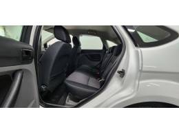 FORD - FOCUS - 2012/2012 - Branca - R$ 43.900,00
