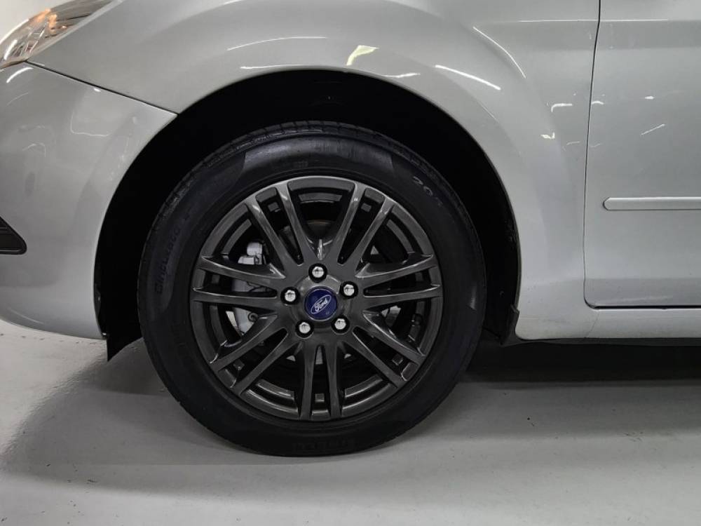 FORD - FOCUS - 2013/2013 - Prata - R$ 46.900,00